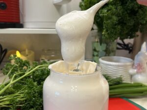 Кешью сметана (заправка для салатов)