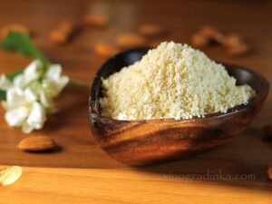 Миндальная мука